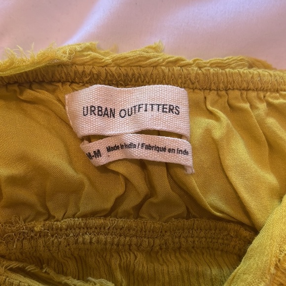 UO Liv Ruched Babydoll Cami in chartreuse, size medium - Picture 4 of 6